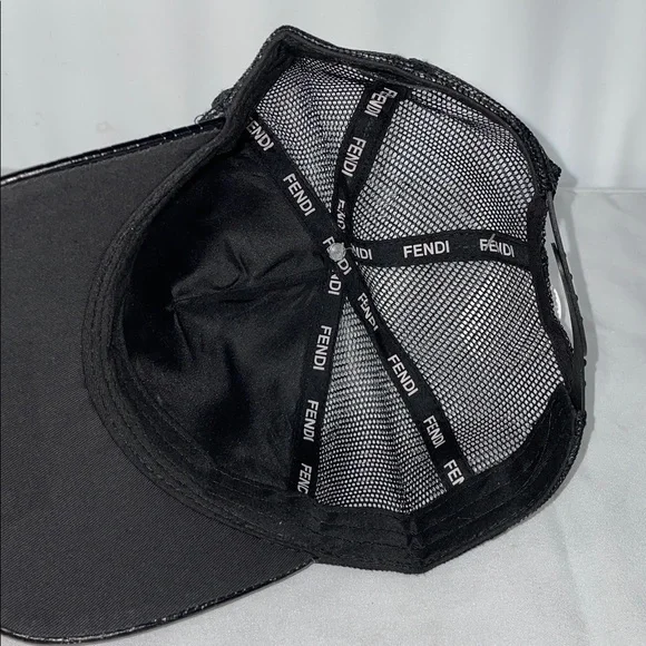 MENS SNAPBACK CAP FTL-11-100